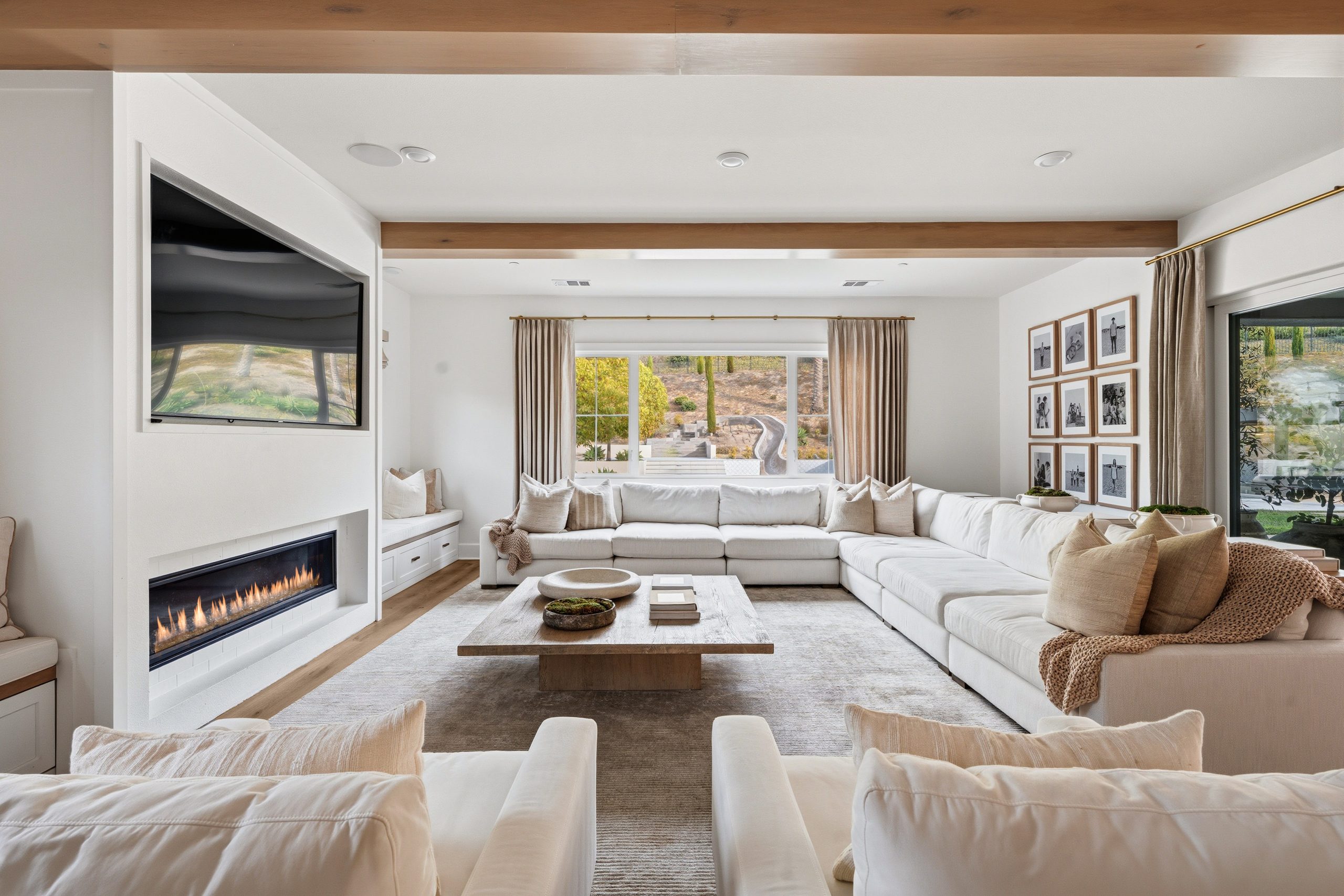 Family Room, single shot HDR